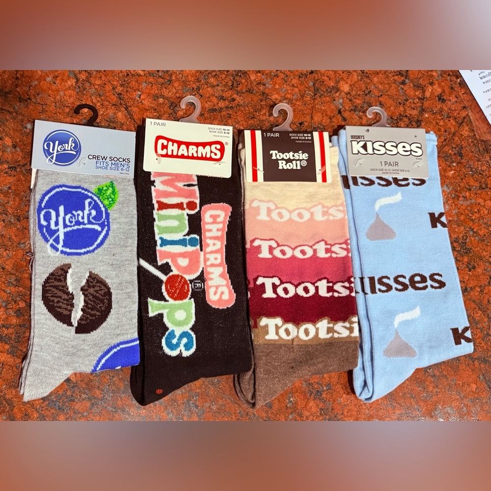 Hershey’s Kisses Tootsie Roll Charm pops chocolate candy men’s socks bundle new